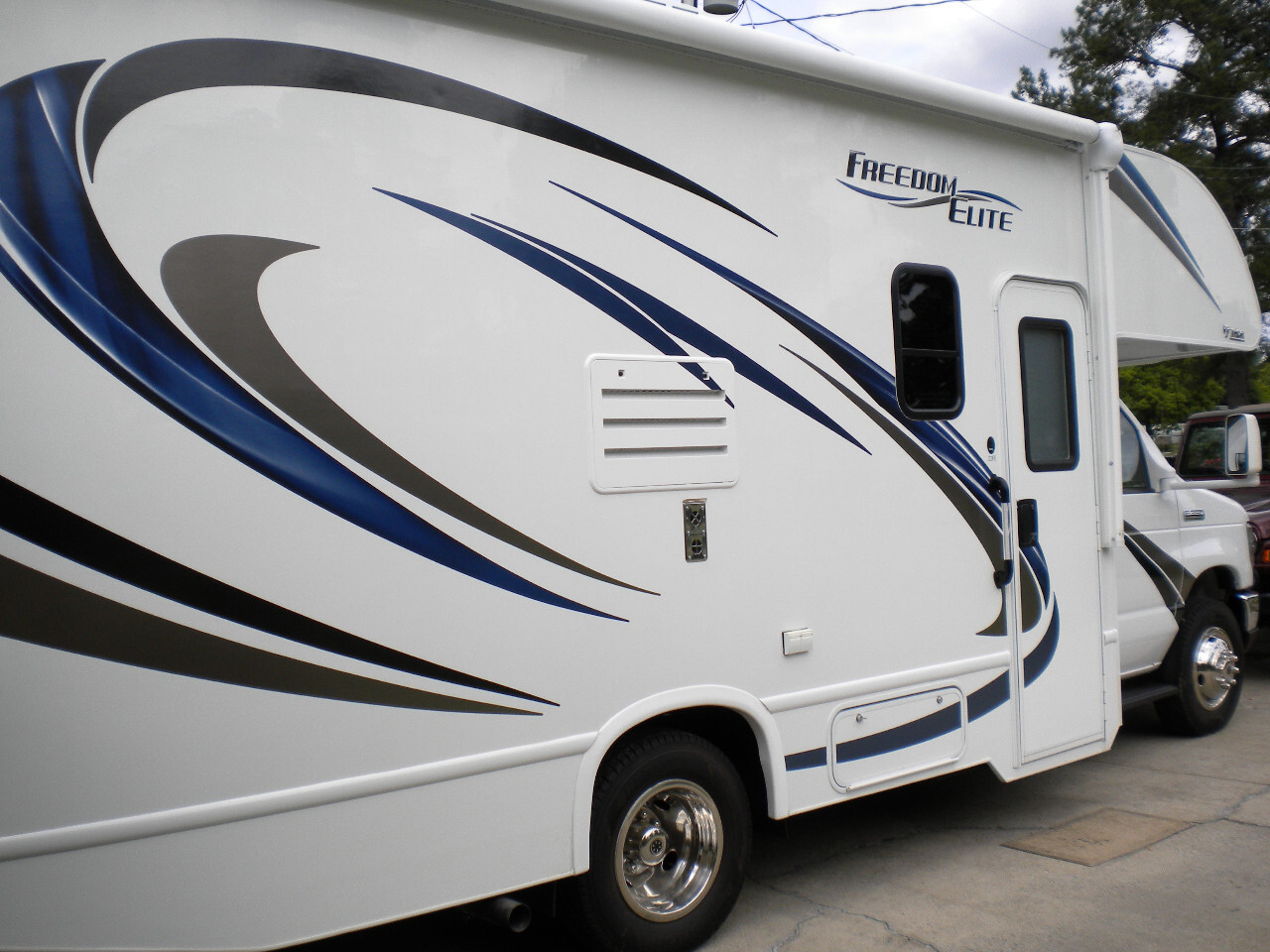 Rv Tires Find Rv Motor Home Camper Tires Gcr Tires >> 36 Thor Motor Coach Freedom Elite M22fe Rvs For Sale Rv Trader Rv Tires Find Rv Motor Home Camper Tires Gcr Tires >> 36 Thor Motor Coach Freedom Elite M22fe Rvs For Sale Rv Trader