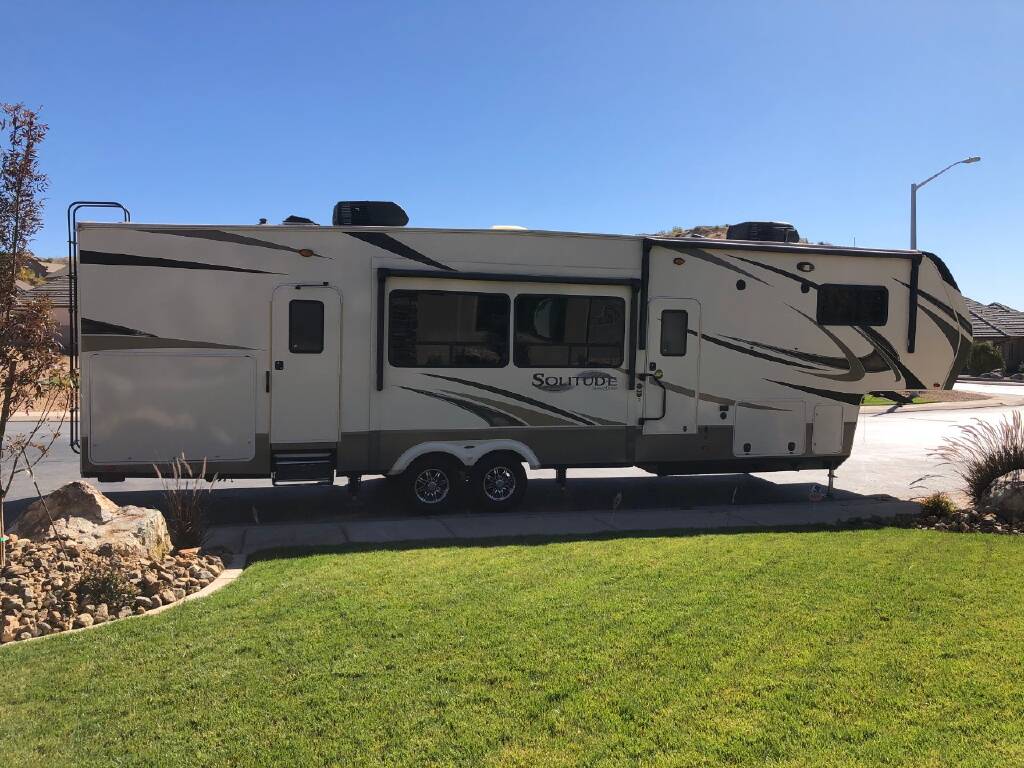 2019 Grand Design SOLITUDE S CLASS 3740BH La Verkin UT RVtrader