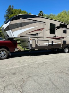 Keystone Floorplan Highlights Impact 415 Toy Hauler