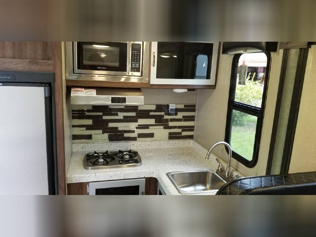 2018 Travel Lite Falcon 22rk Green Bay Wi Rvtrader Com