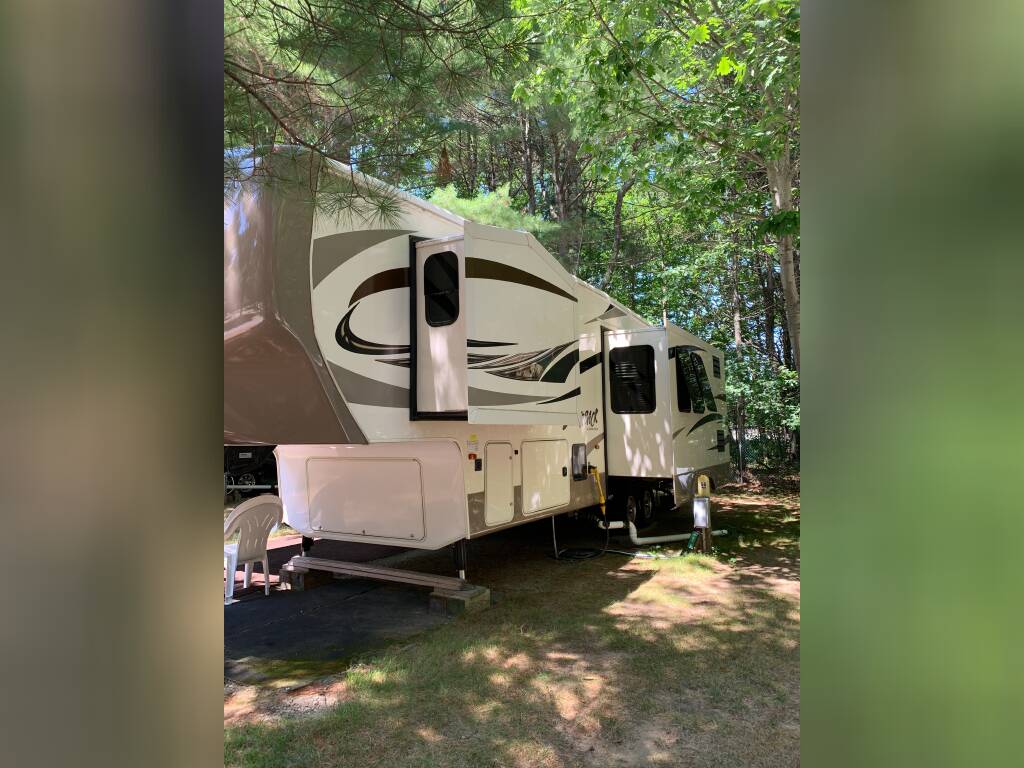 2014 Forest River Cedar Creek Silverback 31rk Wells Me Rvtrader Com