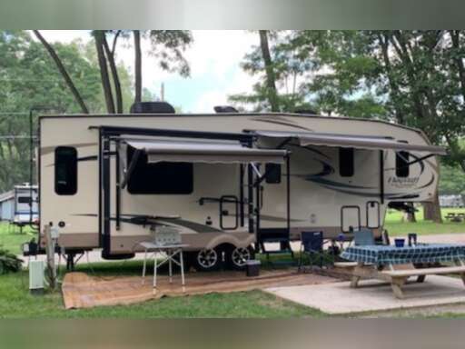 2017 Flagstaff Classic Super Lite For Sale Forest River Rvs Rv Trader