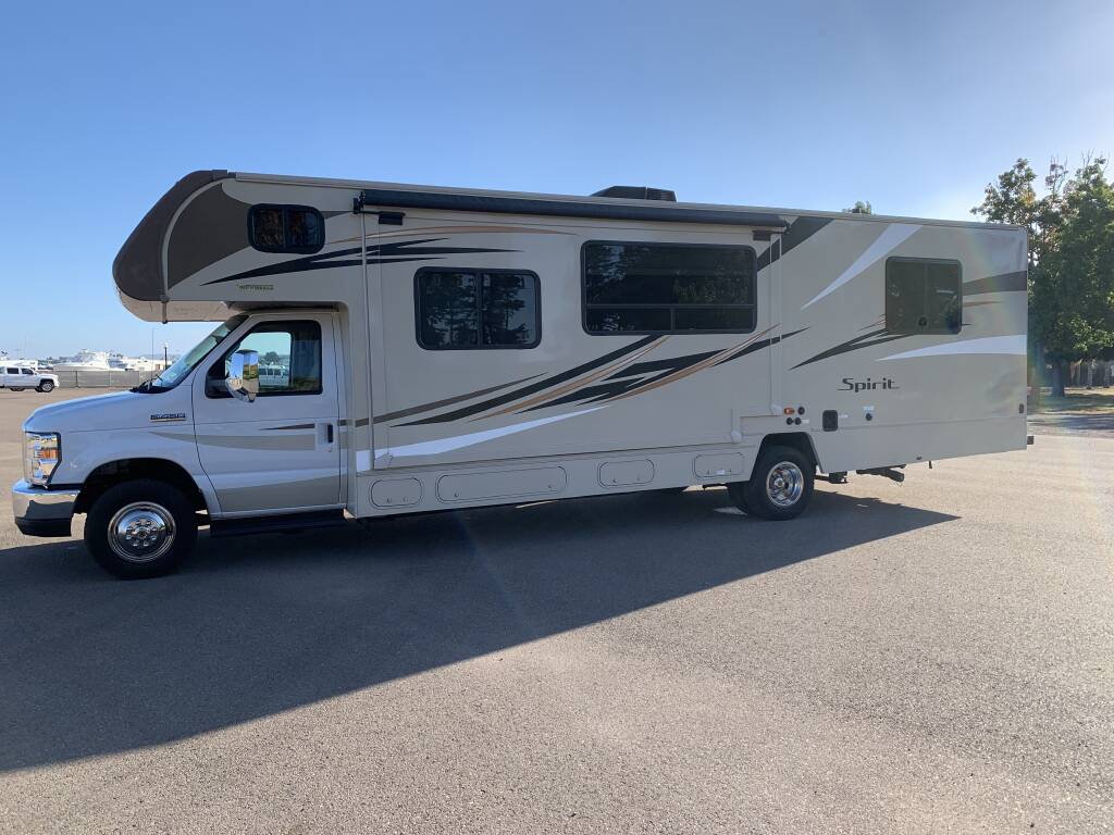 2019 Winnebago Spirit 31k Oceanside Ca Rvtrader Com