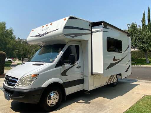 Prism For Sale Sleeps 2 Coachmen Rvs Rv Trader