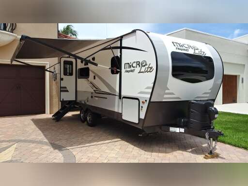 Flagstaff Micro Lite 22fbs For Sale Forest River Rvs Rv Trader