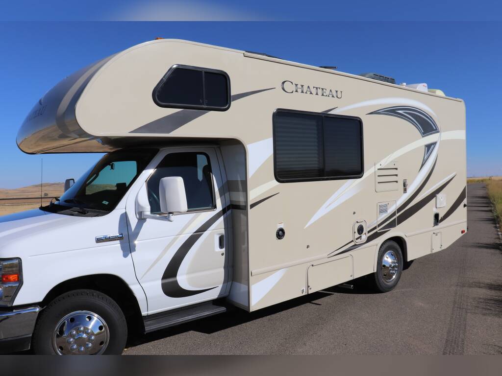 2017 Thor Motor Coach Chateau 23u Denver Co Rvtrader Com