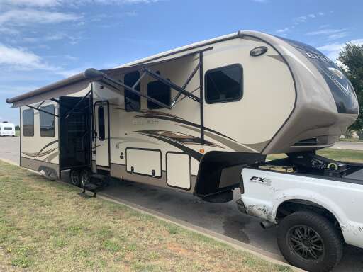 Cruiser For Sale Crossroads Fifth Wheels Rv Trader