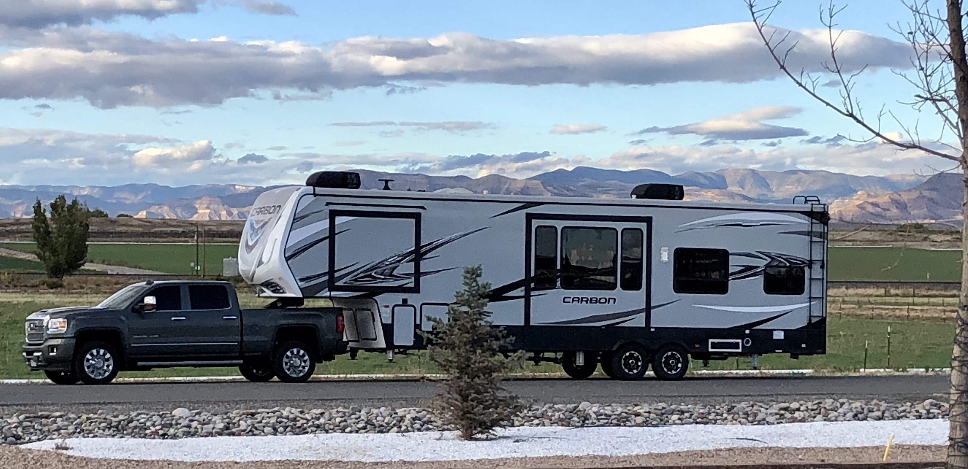 2017 Wolf Pack 20 Pack 10 Toy Hauler Travel Trailer Only 5 985 Pounds Youtube