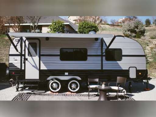 12084 Used 2017 Riverside Rv Retro 177se Travel Trailer Rv For Sale Used Travel Trailers Rv For Sale Recreational Vehicles
