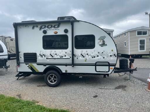 R-Pod 153 For Sale - Forest River Travel Trailers Near Me - RV Trader