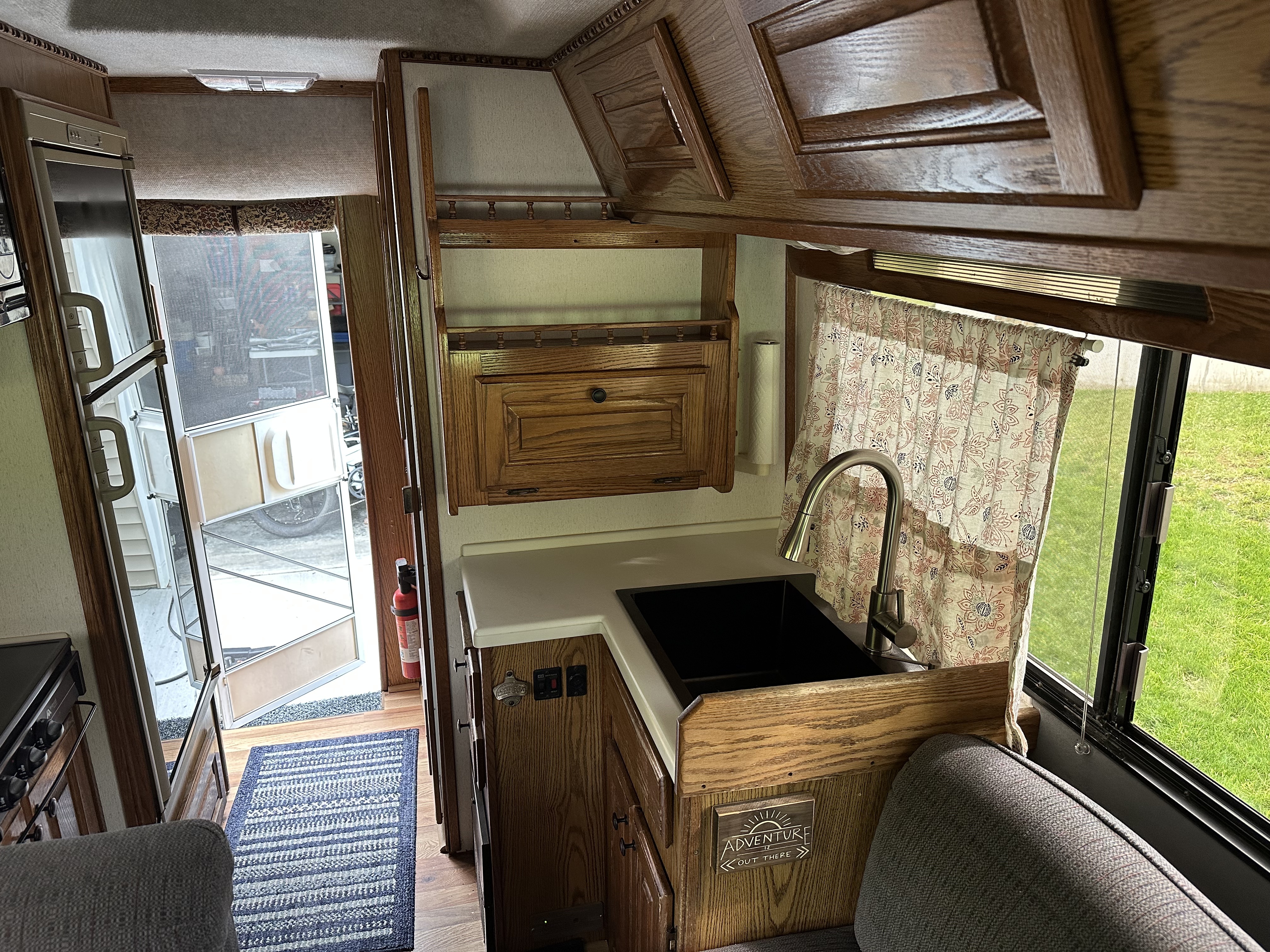Used Chinook Concourse Class B RV for sale Buy Used Chinook Concourse