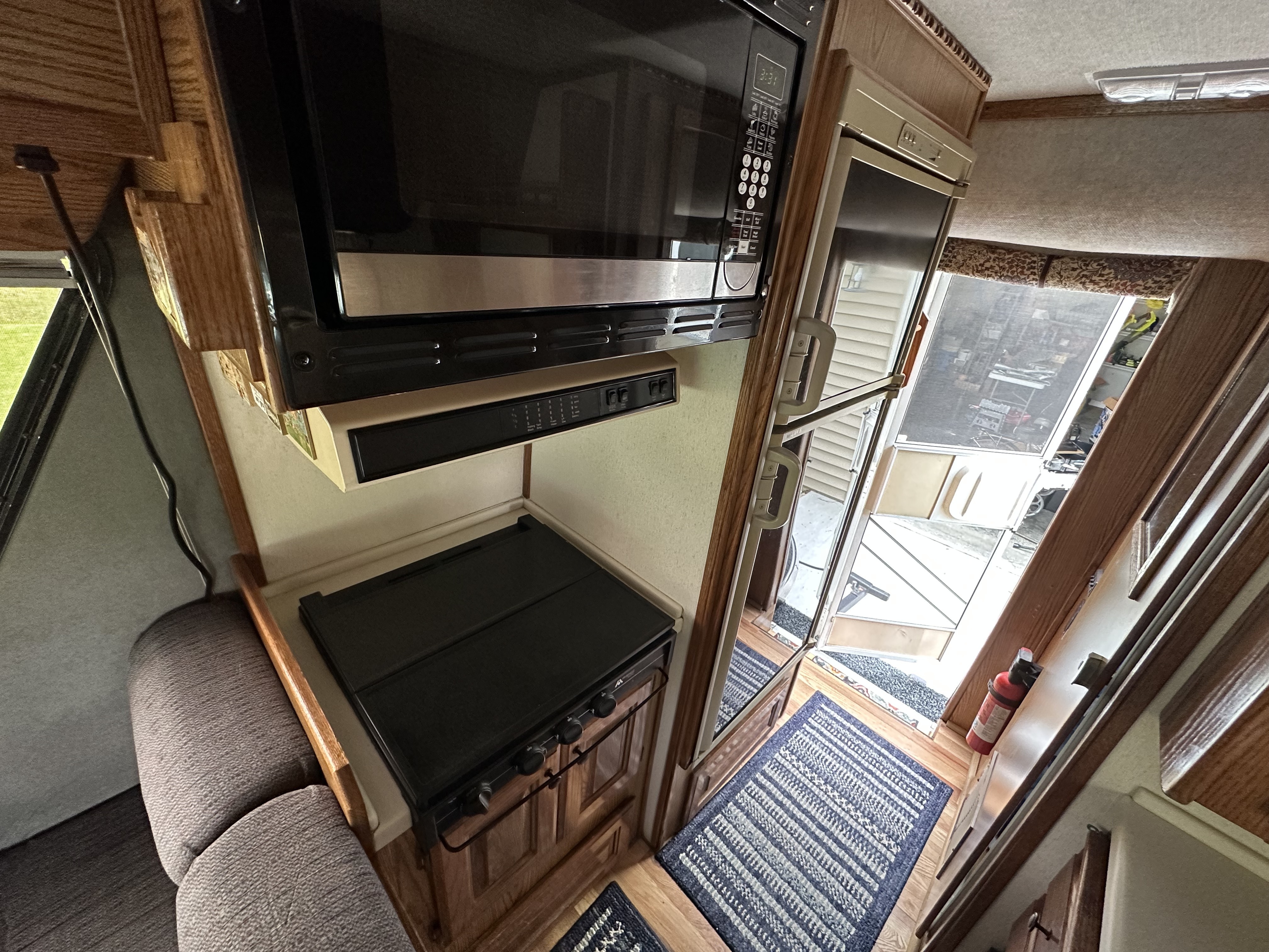 Used Chinook Concourse Class B RV for sale Buy Used Chinook Concourse Class B RV online