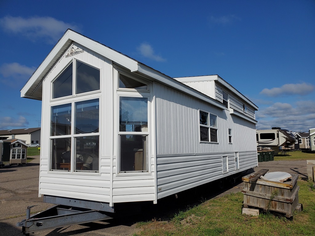 Used 2002 Breckenridge Used Park Model For Sale in St. Cloud, MN