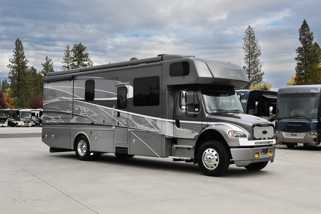 New 2024 Dynamax DX3 32KD For Sale in Grass Valley, CA 5029410595