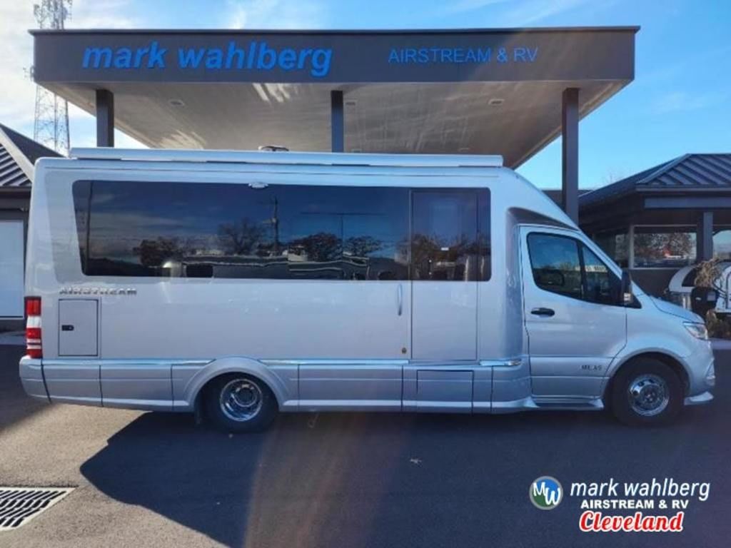 New 2024 Airstream AtlasE Murphy Suite For Sale in Lorain, OH