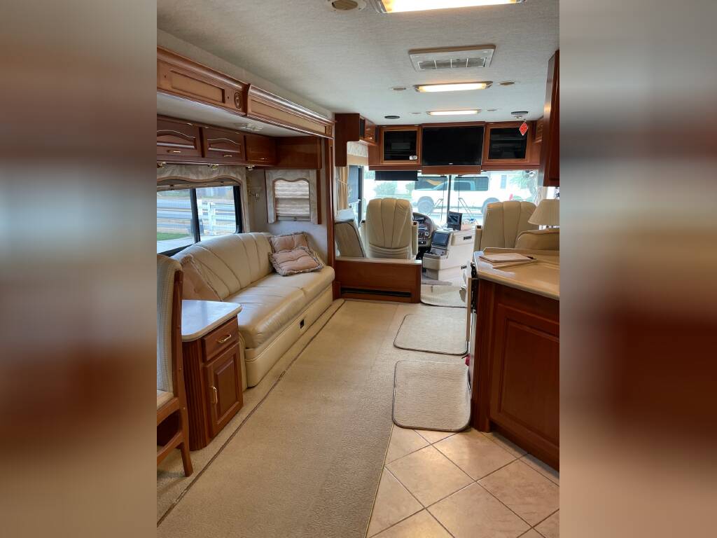 Used 2003 National Islander in Norco, CA - 5030624002 - RV Trader