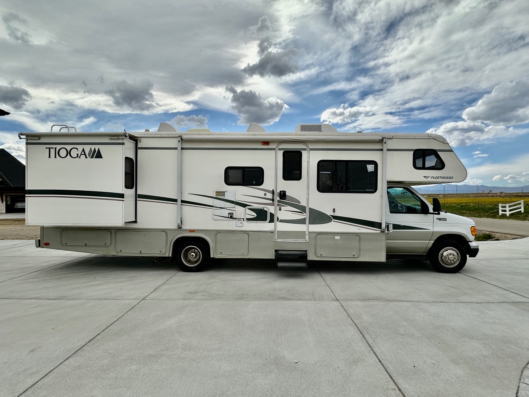 2005 Tioga For Sale - Fleetwood RVs - RV Trader