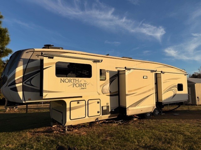 Jayco North point 381FLWS RV Reviews on RV Insider