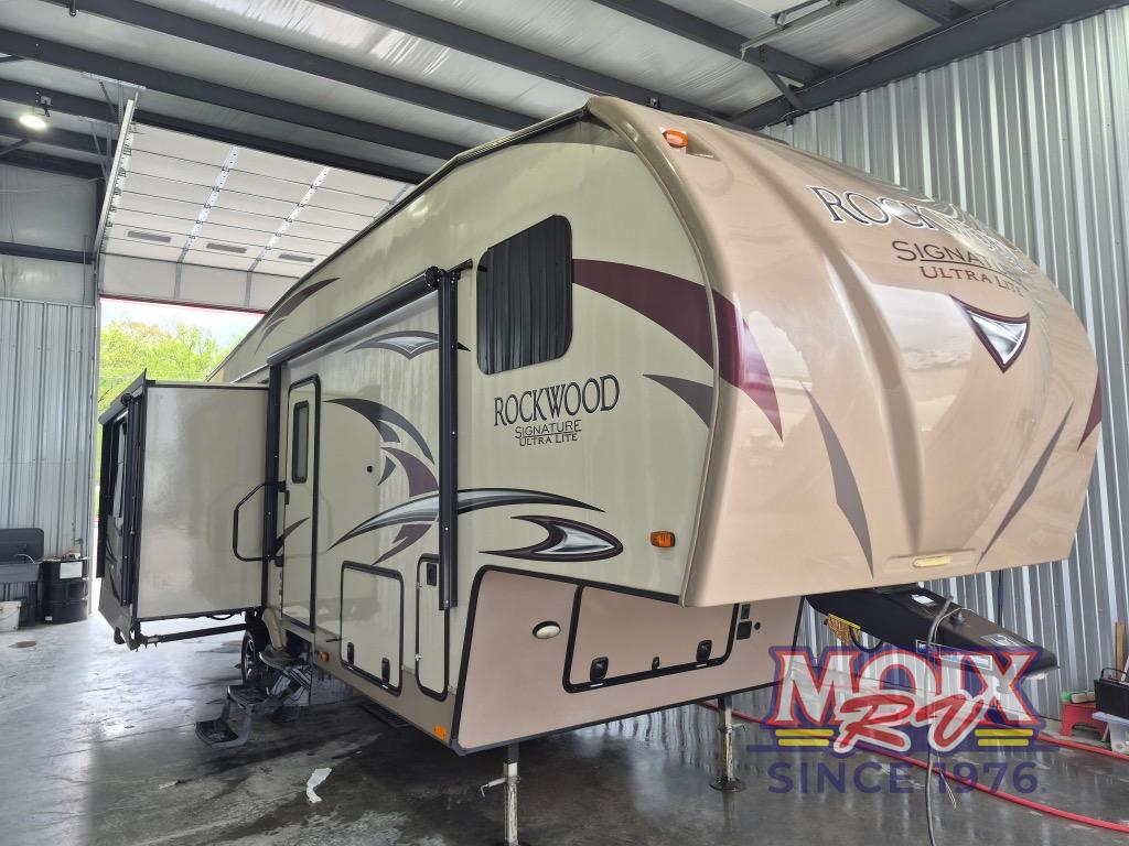 健康・医学 Rockwood FIFTH EDITION 健康・医学 Rockwood FIFTH EDITION Rockwood Signature Fifth Wheels