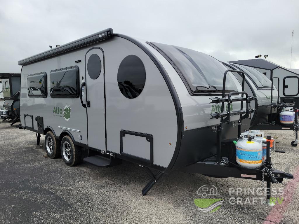 Safari Condo Alto R1713 Travel Trailer RV Reviews on RV Insider