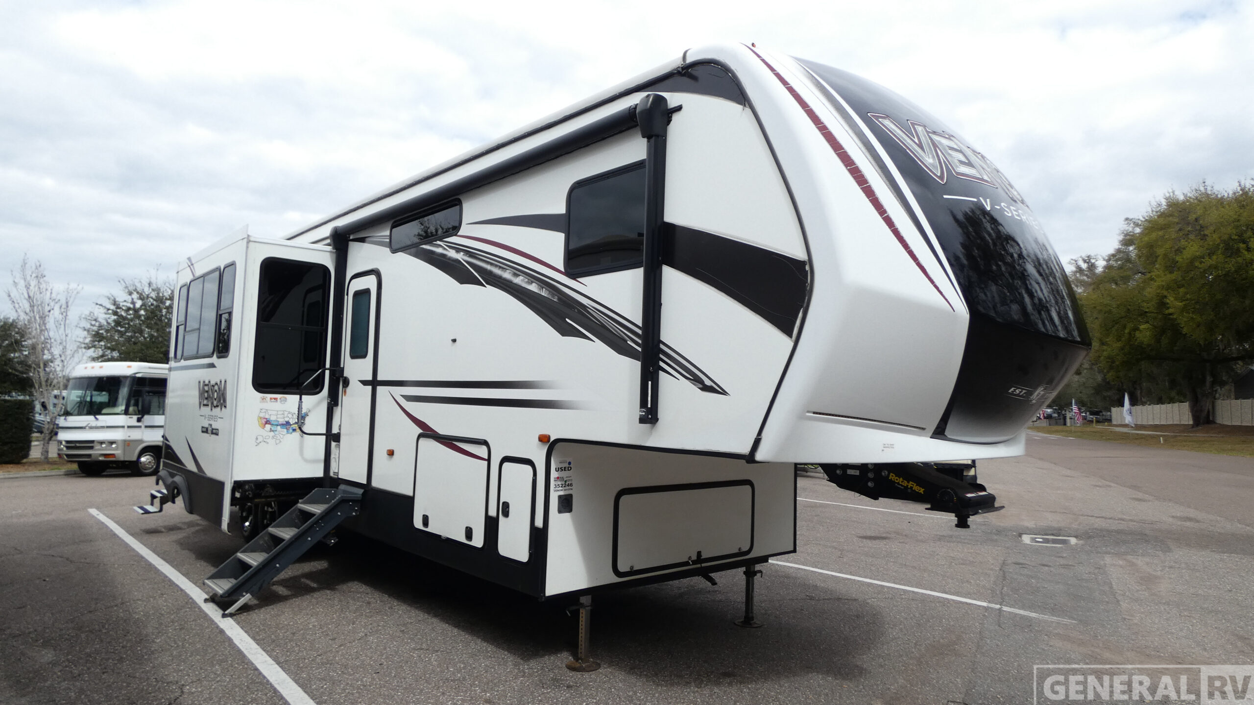 KZ Venom Toy Haulers 5th Wheel RV Reviews on RV Insider