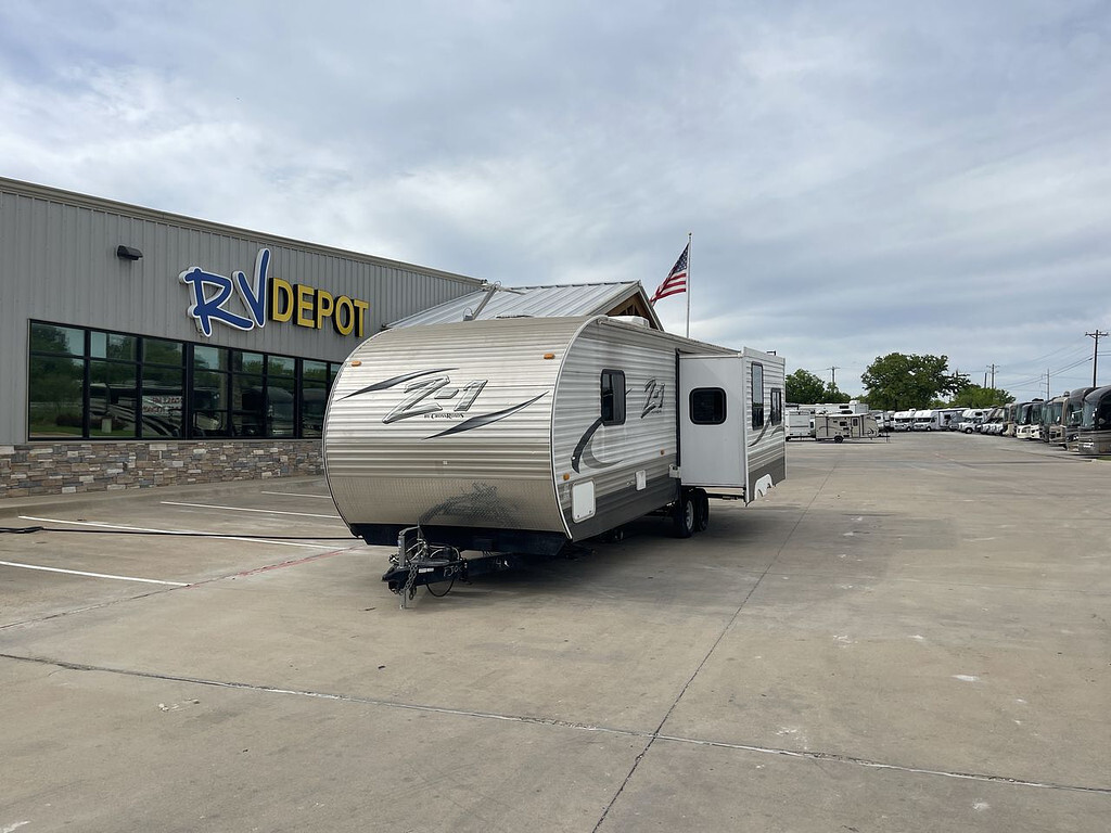 Crossroads Z-1 291RL Travel Trailer RV Reviews on RV Insider