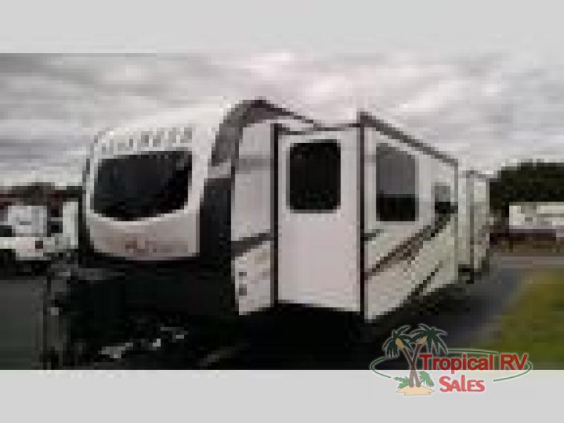 Rb201717406 2017 Forest River Rockwood Mini Lite 2304ks For Sale In Bridgeview Il House Of Camping Rockwood Mini Lite Rockwood Forest River